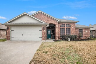 621 Alexandria Ln, Joshua, TX 76058
