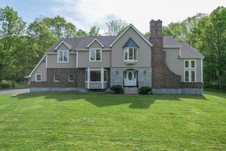 345 Pratt St, Southington, CT 06489