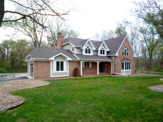 23710 S Jonathan Ln, Crete, IL 60417