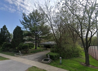 4031 Venard Rd, Downers Grove, IL 60515
