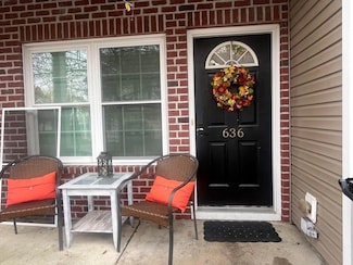 636 Grove Cir Unit 1803, Columbus, OH 43230