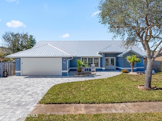100 Matthews St, Satellite Beach, FL 32937