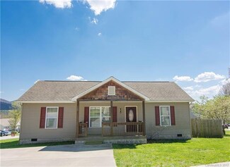 160 W Newberry Dr, Fletcher, NC 28732