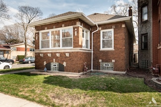 7701 S Chappel Ave, Chicago, IL 60649