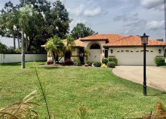 1920 Cove Pointe Dr, Venice, FL 34293
