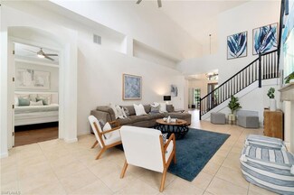 15586 Vallecas Ln, Naples, FL 34110