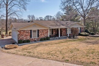 4 Talisman Way Dr, Florissant, MO 63034