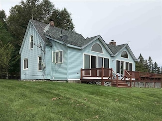 334 Bear Rock Rd, Colebrook, NH 03576