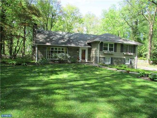 1543 Sugartown Rd, Paoli, PA 19301