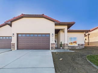1318 Tierra Berienda, Pueblo, CO 81008