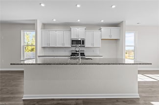 120 Freeman Dr, Hampton, VA 23666