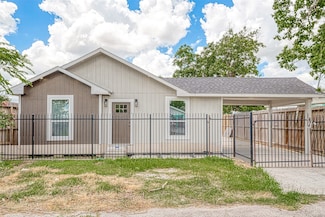 3014 Delia St, Houston, TX 77026