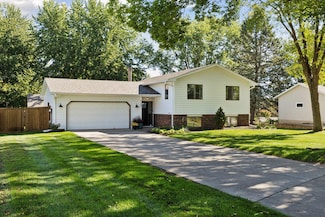 5593 Obrien Ave N, Stillwater, MN 55082