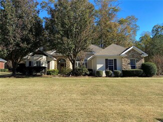 71 Mountain Laurel Rd, Wetumpka, AL 36093