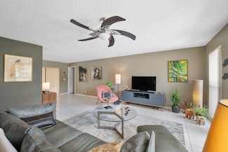 6334 Winding Brooke Way, Delray Beach, FL 33484