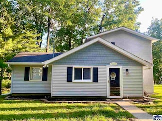 10625 E Muskrat Dr, Terre Haute, IN 47802