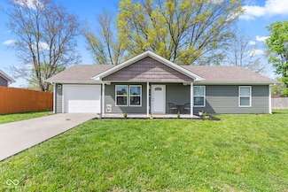 1128 Grassy Meadow Ct, Scottsburg, IN 47170