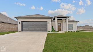 215 Craftsbury, Bono, AR 72416