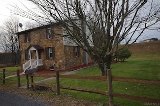 270 Brazil Ln, Johnstown, PA 15909