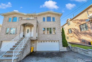 539B 3rd St Unit B, Palisades Park, NJ 07650