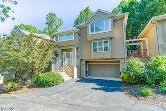 260 Clarken Dr Unit 260, West Orange, NJ 07052