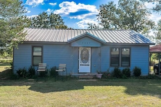 2087 Spur 324, Tennessee Colony, TX 75861