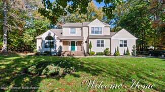 11 Bluebird Ct, Freehold, NJ 07728