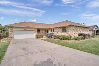 509 Meadowlark Ln, Newton, KS 67114