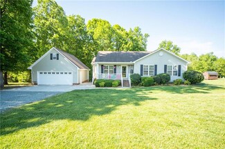 3552 Westmeadow Ln, Elon, NC 27244