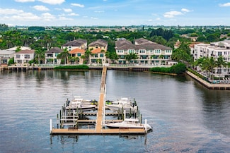 608 Windward Cir S, Boynton Beach, FL 33435