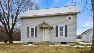 4855 E 700 S, Wolcottville, IN 46795