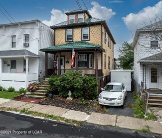 12 Saint John St, Wilkes Barre, PA 18705