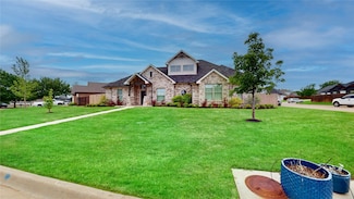 1520 Bent Creek Dr, Cleburne, TX 76033