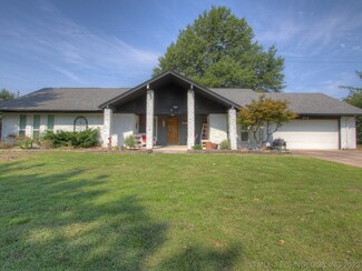 4112 S Maple Ave, Broken Arrow, OK 74011