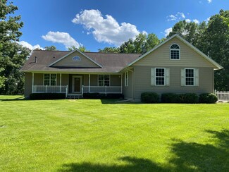 64561 270th St, Alden, MN 56009