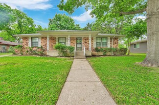 332 Davis Dr, Desoto, TX 75115