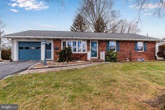 574 F St, Carlisle, PA 17013