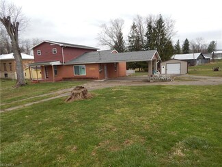 909 State St, Harrisville, WV 26362