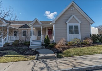 500 Mendon Rd Unit 224, Cumberland, RI 02864