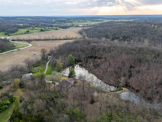 948 McIntosh Hill Rd, Foley, MO 63347