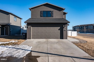 3503 Amity Cir, Mandan, ND 58554