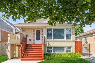 3928 W 56th St, Chicago, IL 60629