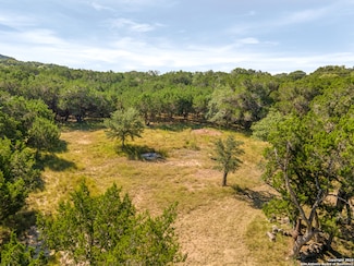 779 Red Bluff Dr, Pipe Creek, TX 78063