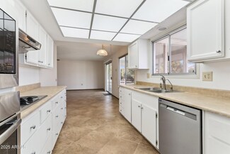 12526 W Rampart Dr, Sun City West, AZ 85375