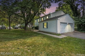 38683 Bayside Ct Unit 118, Clinton Township, MI 48038