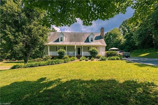 5750 Gayray St, Clemmons, NC 27012