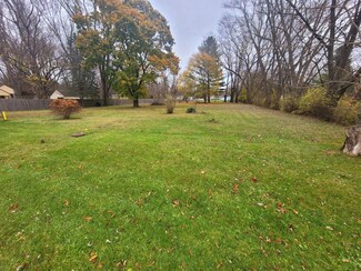 5154 Beverly Ave, Kalamazoo, MI 49004