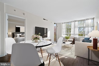 350 G St SW Unit N517, Washington, DC 20024