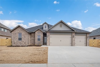2100 Charles St, Pea Ridge, AR 72751