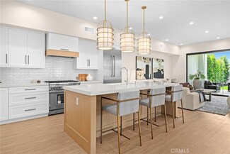 161 Cecil Place Unit B, Costa Mesa, CA 92627